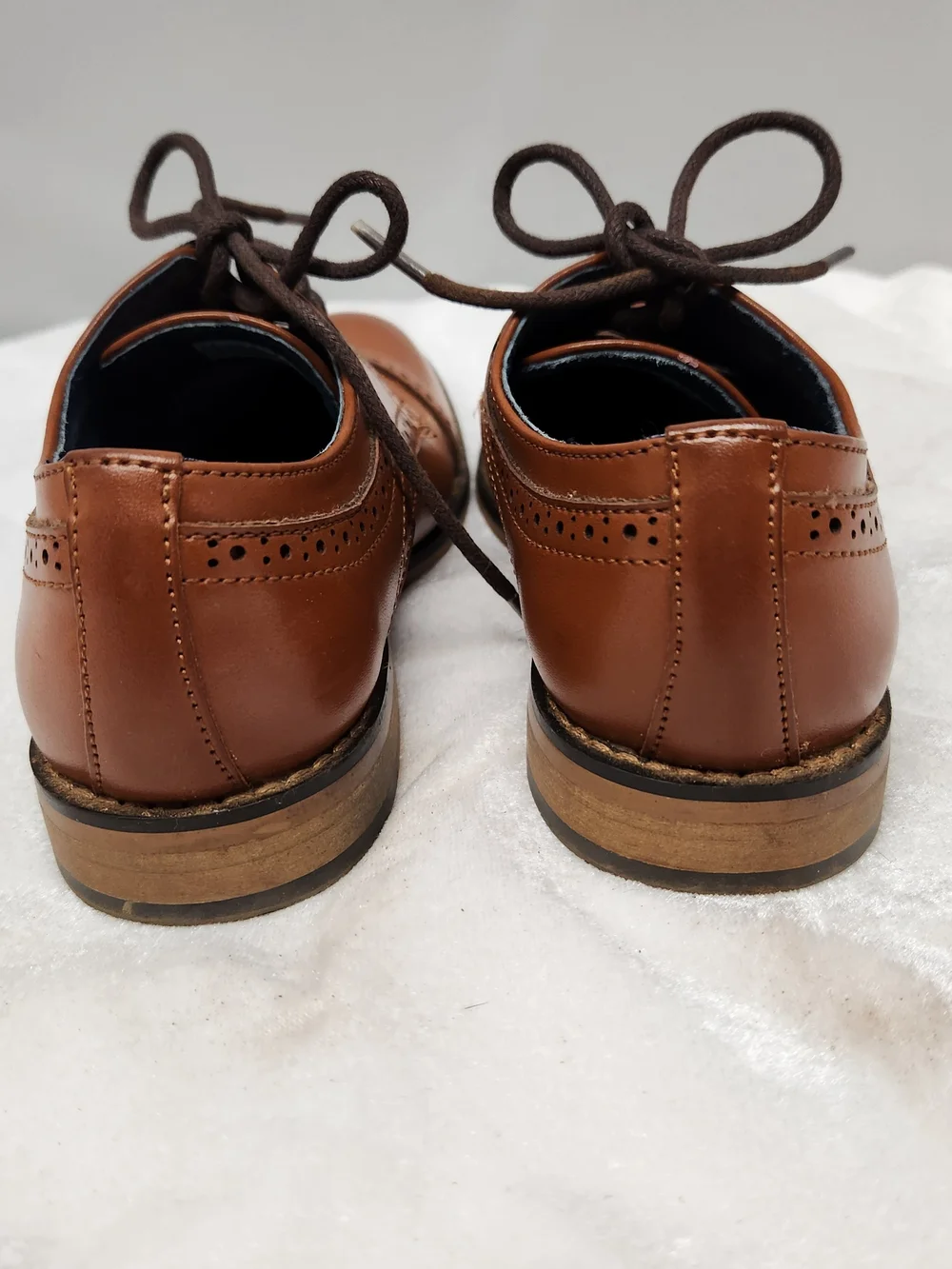Bruno Marc elegant tan